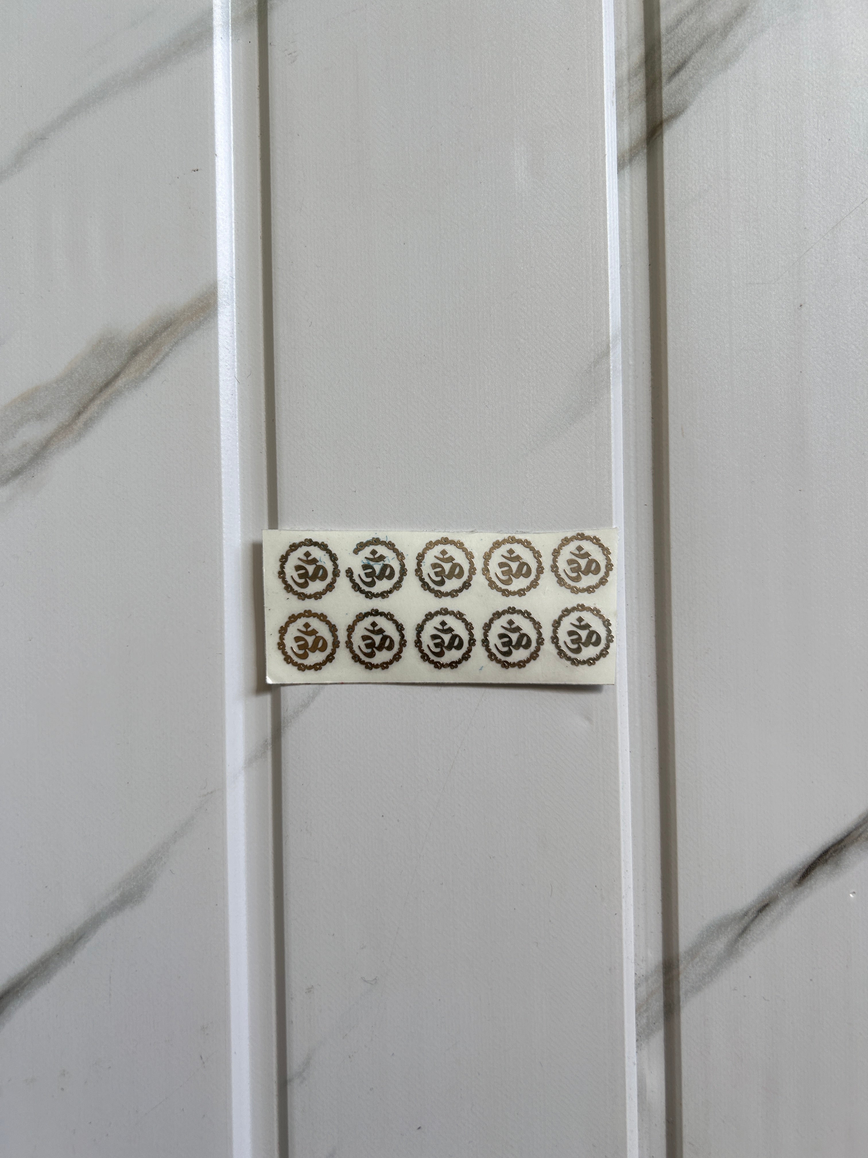 Rakhi Metal Sticker - Om (C)