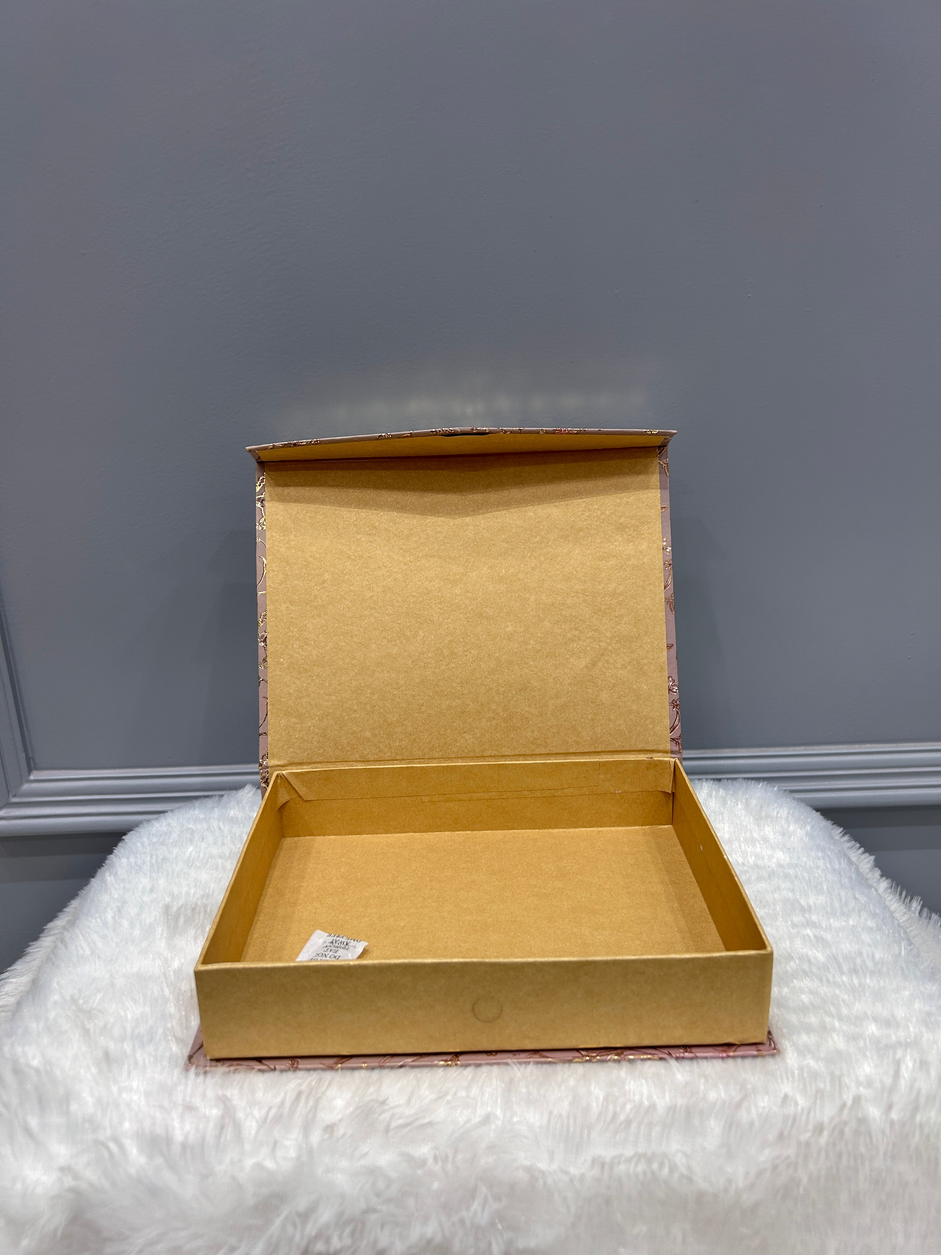 Magnet Box For Hamper (8x6")