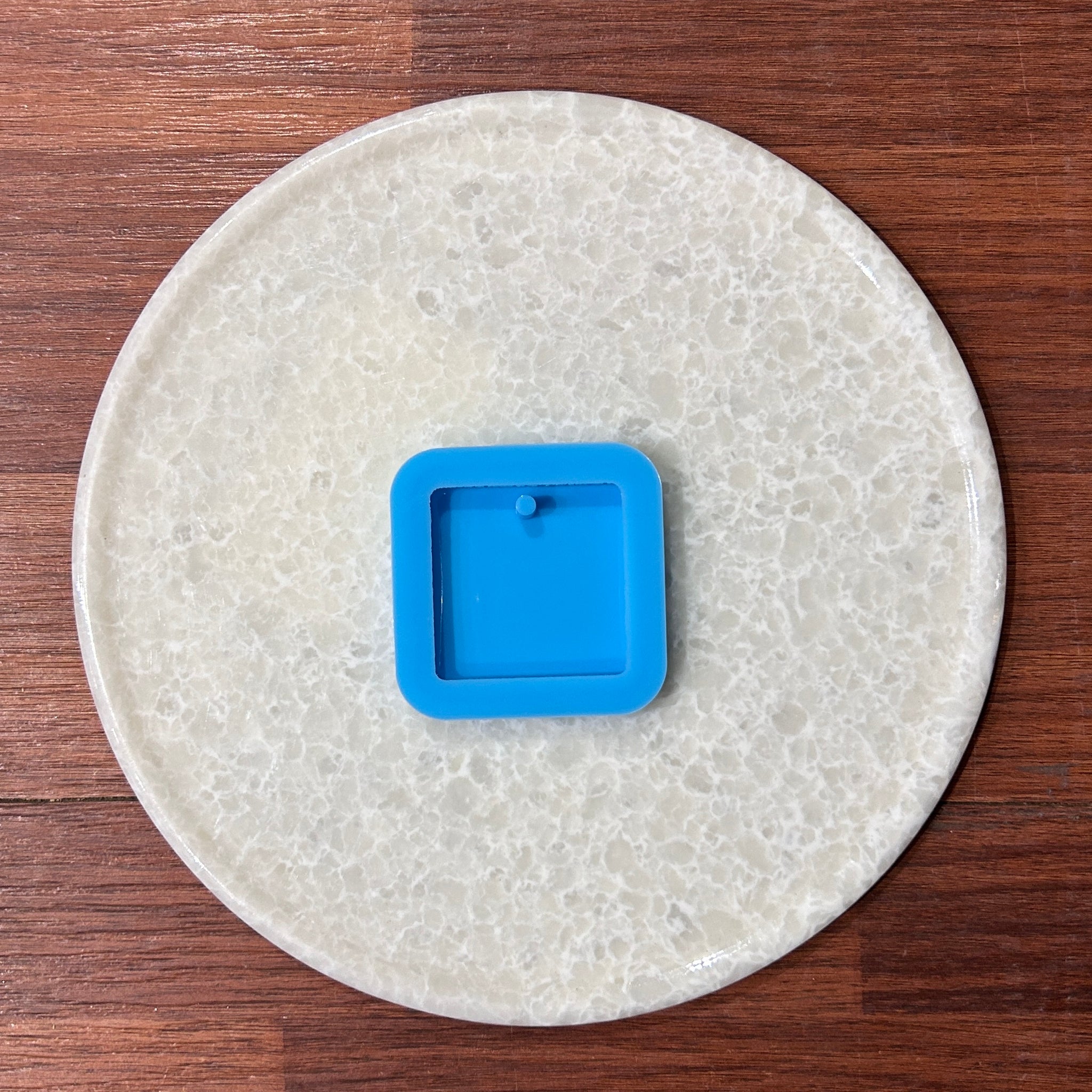 SQUARE BORDER KEYCHAIN BLUE MOULD