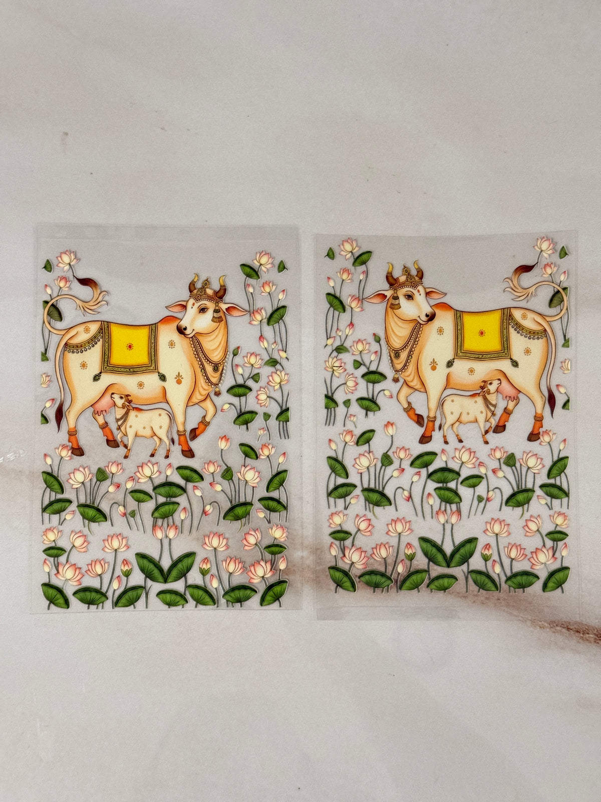 Cow (Q) - Peel Of Sticker (2Pcs)