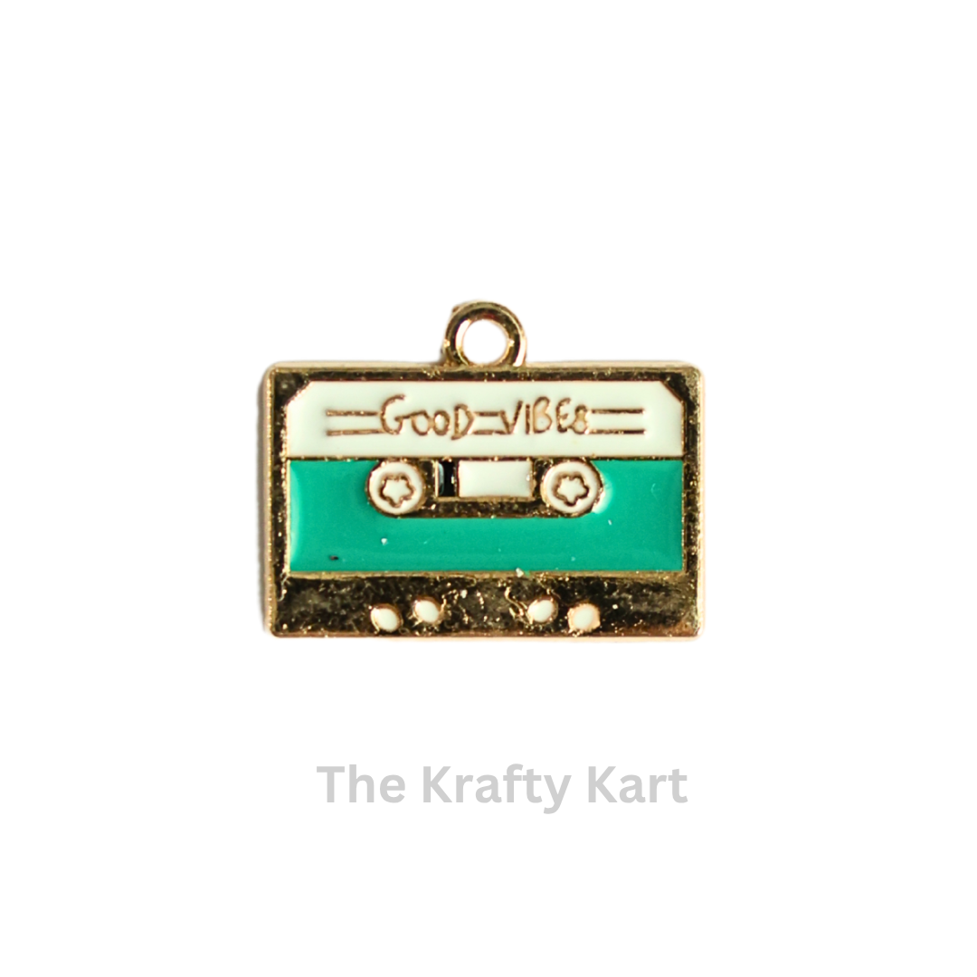 Charm - Retro Cassette (330)
