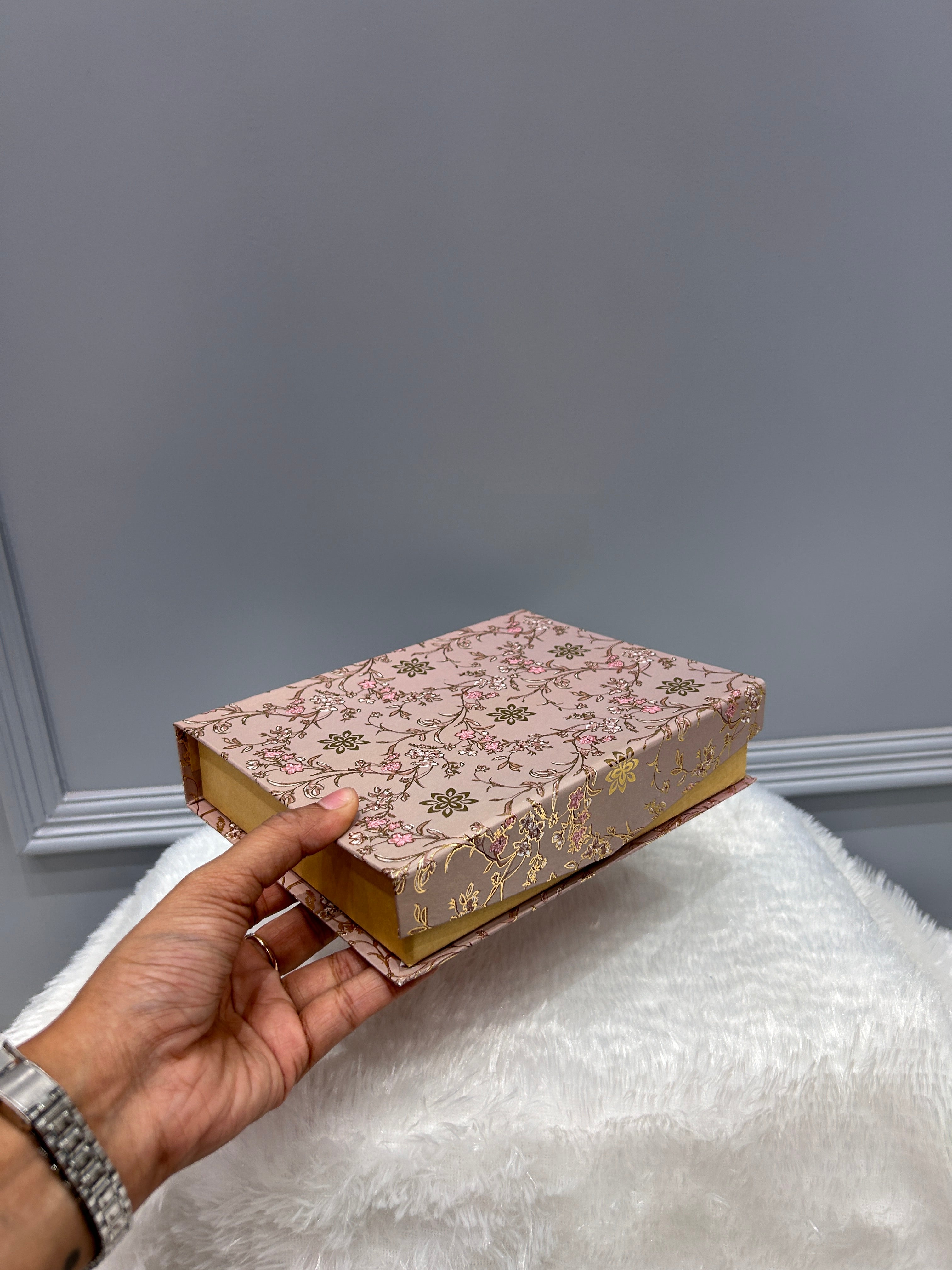 Magnet Box For Hamper (8x6")