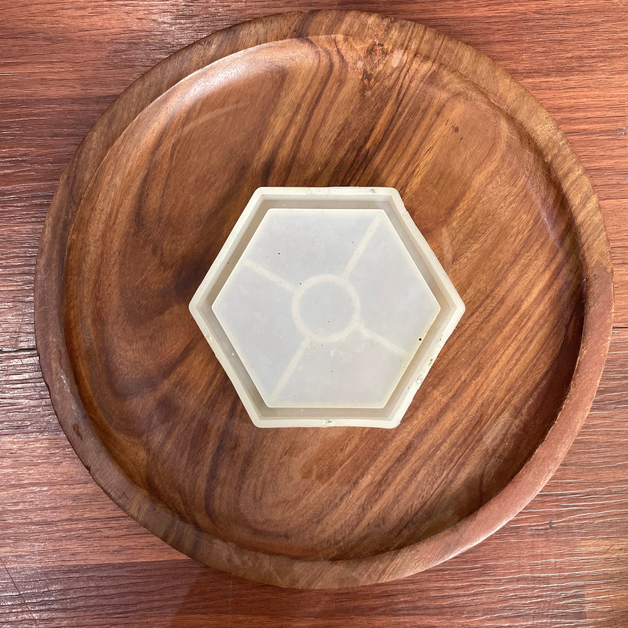 HEXAGON BOUNDARY (USED MOULD)