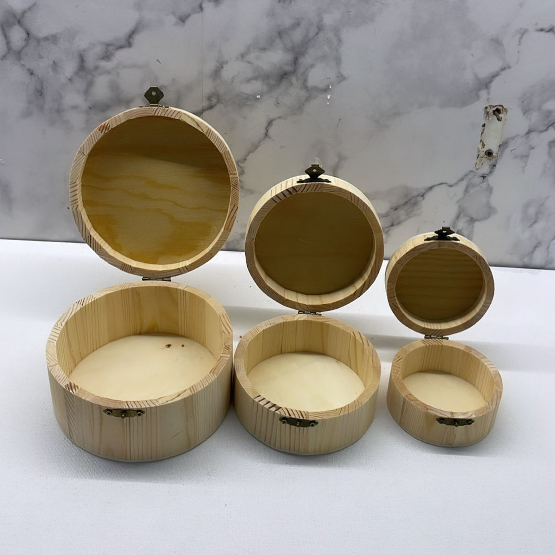 WOODEN BOX ROUND SHAPE